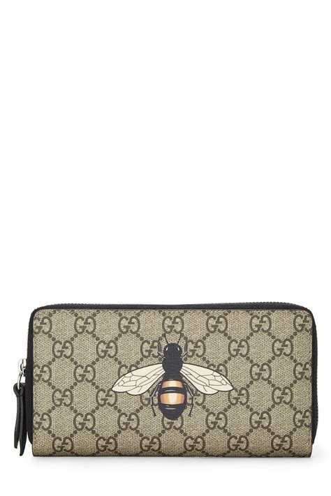 gucci bee zip around wallet|gucci bee wallet women's.